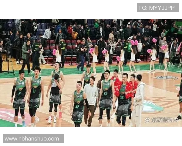 CBA精彩对决广东队迎战新疆队10月28日赛程分析与前瞻