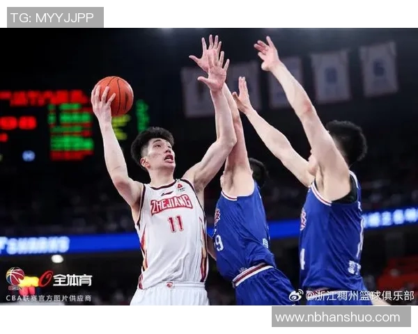 上海男篮迎战浙江稠州全力争胜期待精彩对决与球迷共庆篮球盛宴 上海男篮迎战浙江稠州全力争胜期待精彩对决与球迷共庆篮球盛宴