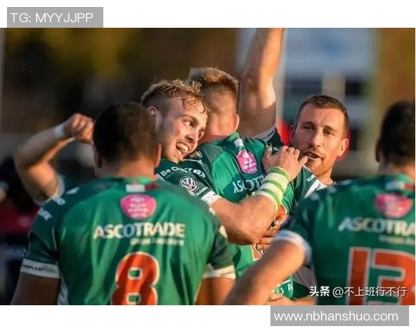 墨尔本城与西部联的激烈对决揭开足球新篇章